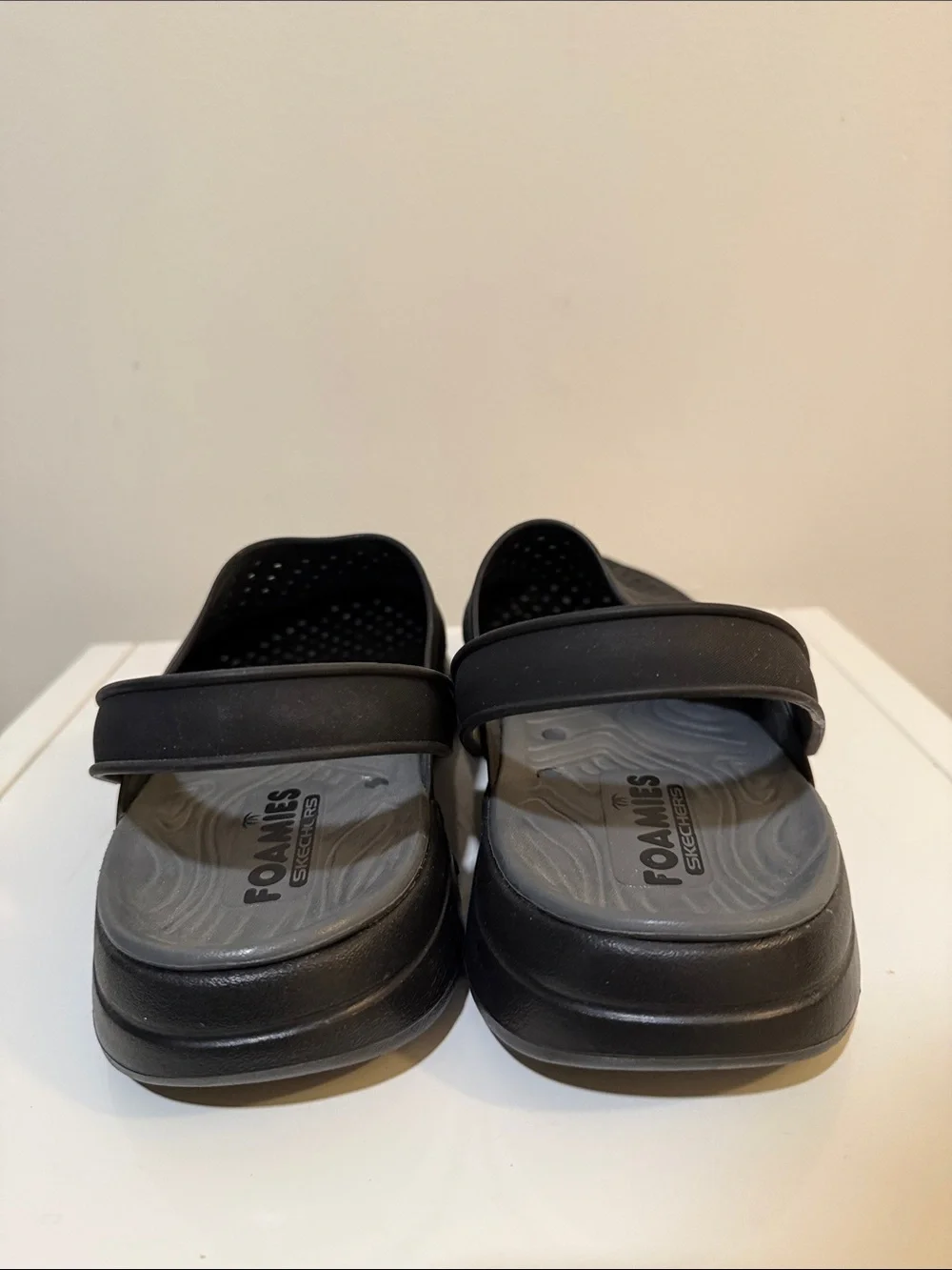 Skechers Men's Foamies GoWalk 5 Astonised Clog Sandals with Strap